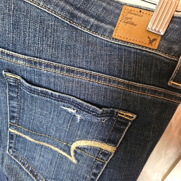 American Eagle Outfitters Stretch Hipster Deconstructed Jeans - Picture 3 of 6